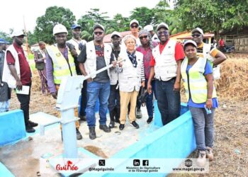 𝐕𝐢𝐬𝐢𝐭𝐞 𝐝𝐞 𝐭𝐞𝐫𝐫𝐚𝐢𝐧 𝐝’𝐮𝐧𝐞 𝐦𝐢𝐬𝐬𝐢𝐨𝐧 𝐝𝐞 𝐬𝐮𝐩𝐞𝐫𝐯𝐢𝐬𝐢𝐨𝐧 𝐝𝐞 𝐥𝐚 𝐁𝐚𝐧𝐪𝐮𝐞 𝐌𝐨𝐧𝐝𝐢𝐚𝐥𝐞 𝐚𝐯𝐞𝐜 𝐥𝐞 𝐏𝐫𝐨𝐣𝐞𝐭 𝐝𝐞 𝐃𝐞́𝐯𝐞𝐥𝐨𝐩𝐩𝐞𝐦𝐞𝐧𝐭 𝐝𝐞 𝐥’𝐀𝐠𝐫𝐢𝐜𝐮𝐥𝐭𝐮𝐫𝐞 𝐂𝐨𝐦𝐦𝐞𝐫𝐜𝐢𝐚𝐥𝐞 𝐞𝐧 𝐆𝐮𝐢𝐧𝐞́𝐞 (𝐏𝐃𝐀𝐂𝐆)