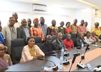 𝗥𝗲́𝘃𝗶𝘀𝗶𝗼𝗻 𝗱𝘂 𝗣𝗹𝗮𝗻 𝗡𝗮𝘁𝗶𝗼𝗻𝗮𝗹 𝗱𝗲 𝗺𝗶𝘀𝗲 𝗲𝗻 œ𝘂𝘃𝗿𝗲 𝗱𝗲 𝗹𝗮 𝗖𝗼𝗻𝘃𝗲𝗻𝘁𝗶𝗼𝗻 𝗱𝗲 𝗦𝘁𝗼𝗰𝗸𝗵𝗼𝗹𝗺 𝘀𝘂𝗿 𝗹𝗲𝘀 𝗽𝗼𝗹𝗹𝘂𝗮𝗻𝘁𝘀 𝗼𝗿𝗴𝗮𝗻𝗶𝗾𝘂𝗲𝘀 𝗽𝗲𝗿𝘀𝗶𝘀𝘁𝗮𝗻𝘁𝘀