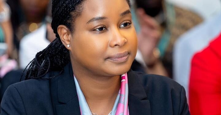 𝗖𝗼𝗹𝗼𝗺𝗯𝗶𝗲 𝗖𝗢𝗣𝟭𝟲 : 𝗟𝗮 𝗠𝗶𝗻𝗶𝘀𝘁𝗿𝗲 𝗱𝗲 𝗹’𝗘𝗻𝘃𝗶𝗿𝗼𝗻𝗻𝗲𝗺𝗲𝗻𝘁 𝗲𝘁 𝗱𝘂 𝗗𝗲́𝘃𝗲𝗹𝗼𝗽𝗽𝗲𝗺𝗲𝗻𝘁 𝗗𝘂𝗿𝗮𝗯𝗹𝗲 𝗲́𝘁𝗮𝗯𝗹𝗶𝘁 𝗱𝗲𝘀 𝗽𝗮𝗿𝘁𝗲𝗻𝗮𝗿𝗶𝗮𝘁𝘀 𝗯𝗲́𝗻𝗲́𝗳𝗶𝗾𝘂𝗲𝘀 𝗽𝗼𝘂𝗿 𝗹𝗮 𝗰𝗼𝗻𝘀𝗲𝗿𝘃𝗮𝘁𝗶o𝗻 𝗱𝗲 𝗹𝗮 𝗯𝗶𝗼𝗱𝗶𝘃𝗲𝗿𝘀𝗶𝘁𝗲́ 𝗲𝗻 𝗚𝘂𝗶𝗻𝗲́𝗲.