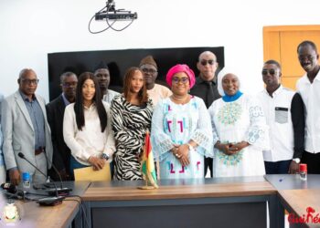 𝐒𝐢𝐠𝐧𝐚t𝐮𝐫𝐞 𝐝’𝐮𝐧 𝐀𝐜𝐜𝐨𝐫𝐝 𝐇𝐢𝐬𝐭𝐨𝐫𝐢𝐪𝐮𝐞 𝐩𝐨𝐮𝐫 𝐥’𝐀𝐬𝐬𝐚𝐢𝐧𝐢𝐬𝐬𝐞𝐦𝐞𝐧𝐭 𝐝𝐞𝐬 𝐏𝐨𝐢𝐧𝐭𝐬 𝐝𝐞 𝐃𝐞́𝐛𝐚𝐫𝐪𝐮𝐞𝐦𝐞𝐧𝐭