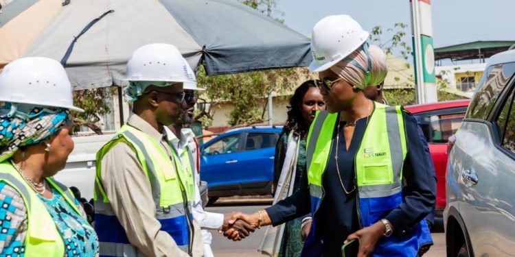 La Ministre de l’agriculture Aminata Kaba en visite de suivi sur le chantier de la Direction Nationale de l’Agriculture